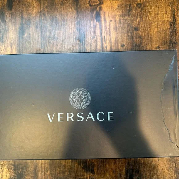 Versace Chain Link Slides - Picture 15 of 15